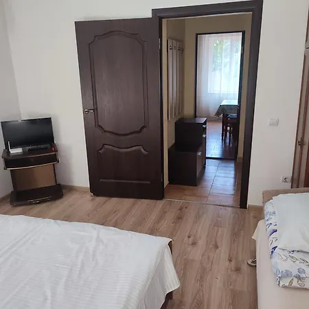 Διαμέρισμα Doba - центр 1 кім 4 міс завжди тепла !